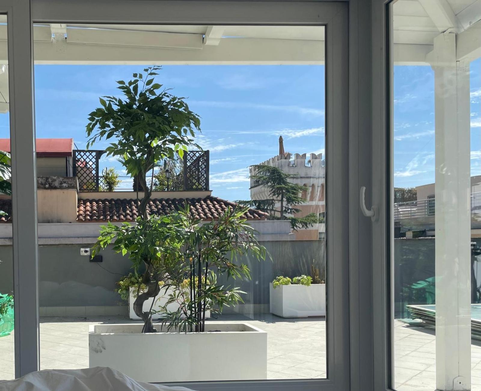 Caesars Penthouse Roma Exterior foto